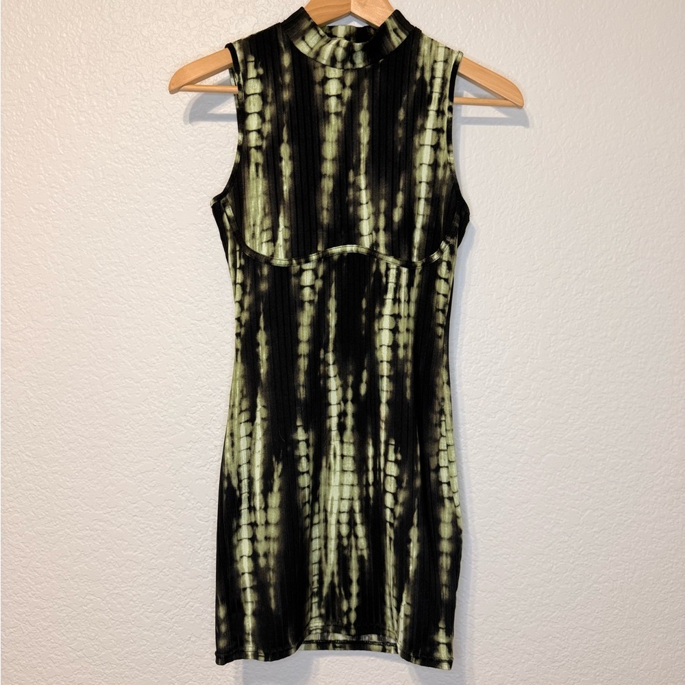 H&M Black and Green Patterned Mini Dress